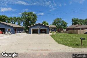610 W 2nd St, Dell Rapids, SD 57022