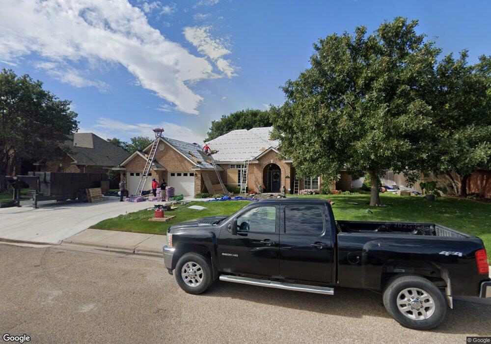 305 Bradley Ln, Dumas, TX 79029 - photo 1