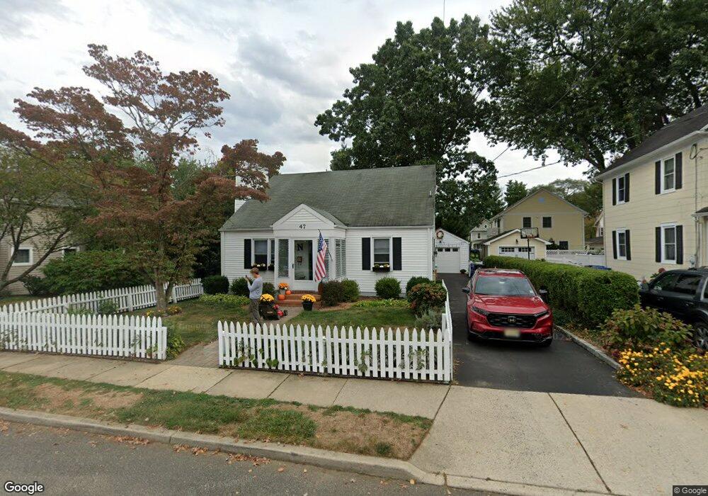 47 Carpenter St, Red Bank, NJ 07701 - photo 1