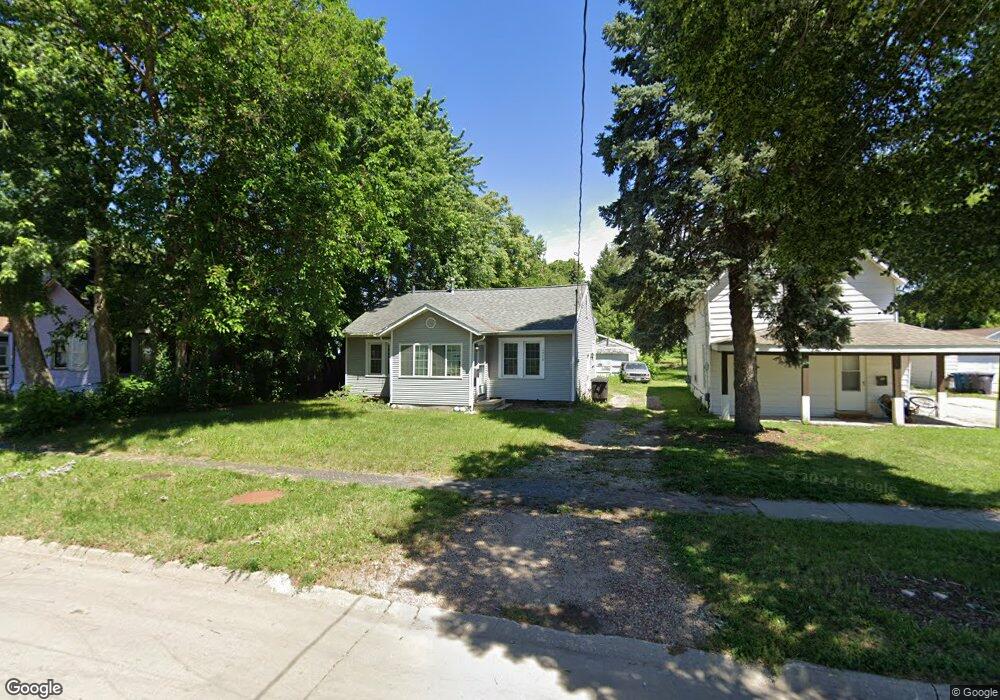 2908 E Grand Ave, Des Moines, IA 50317 - photo 1
