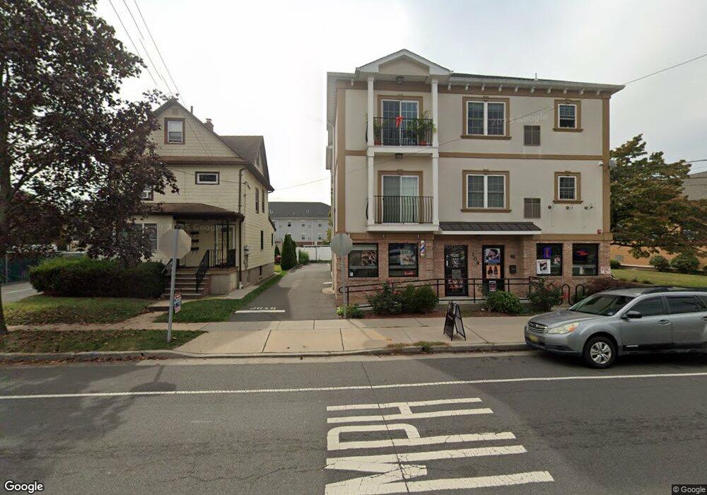 111 Madison Ave unit 111, Dunellen, NJ 08812 - photo 1