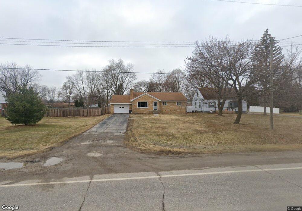 3041 Covert Rd, Flint, MI 48506 - photo 1