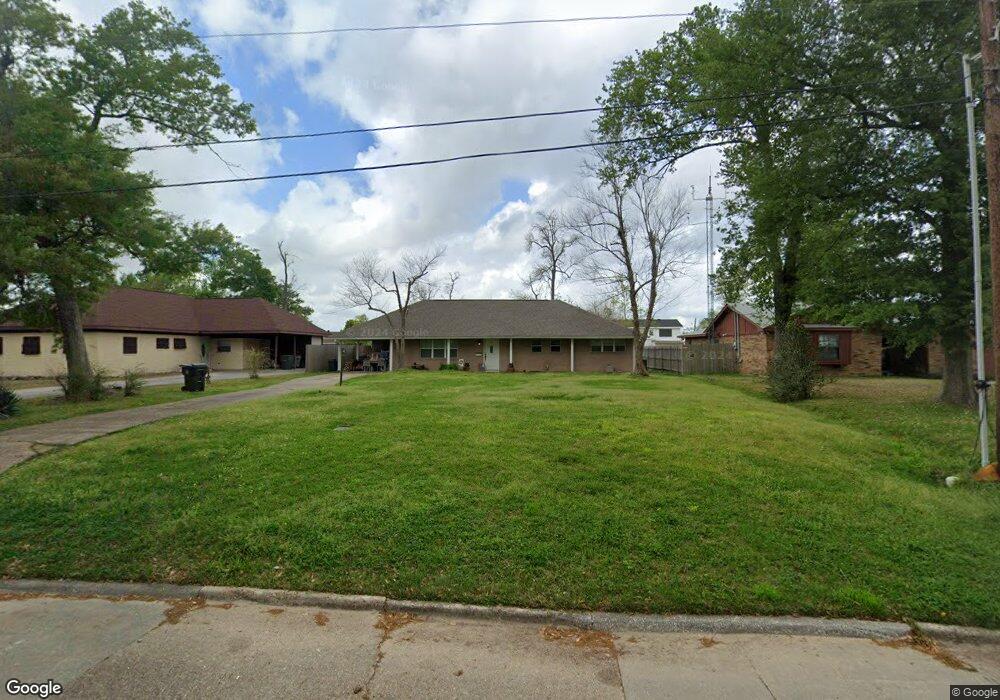 1018 Holly St, Lake Charles, LA 70601 - photo 1