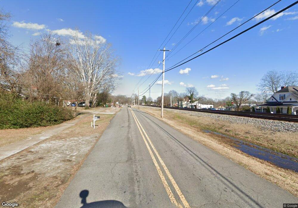 480 W Shadburn Ave, Buford, GA 30518 - photo 1