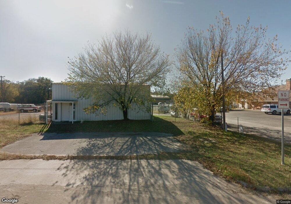 640 E Highway 199, Springtown, TX 76082 - photo 1