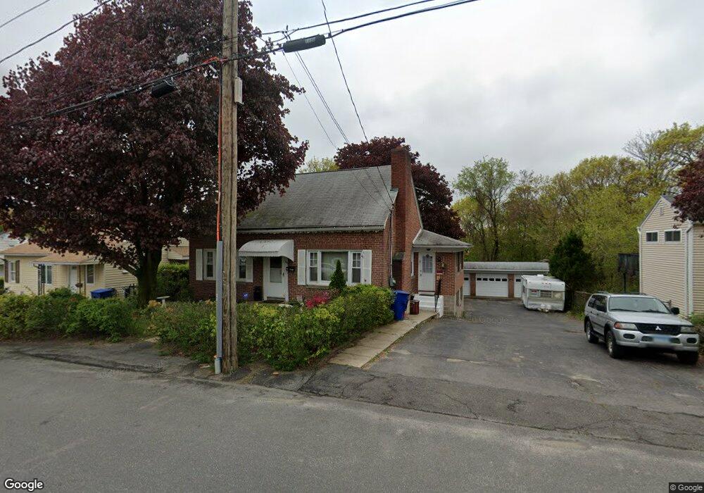 196 Birch St, Waterbury, CT 06704 - photo 1