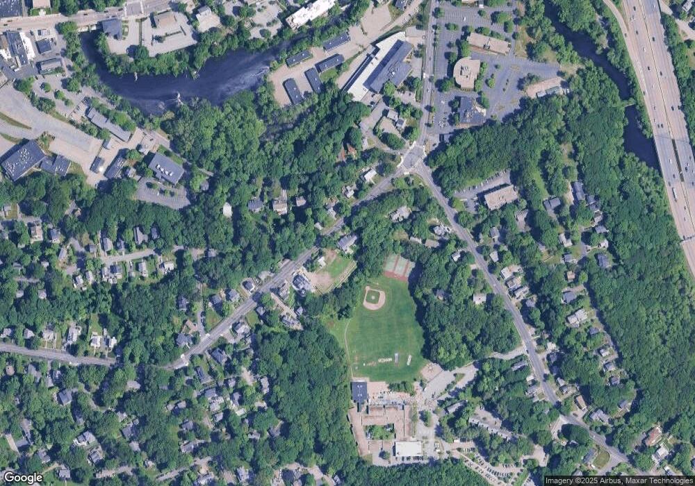 128 Walnut St unit 128, Wellesley Hills, MA 02481 - photo 1