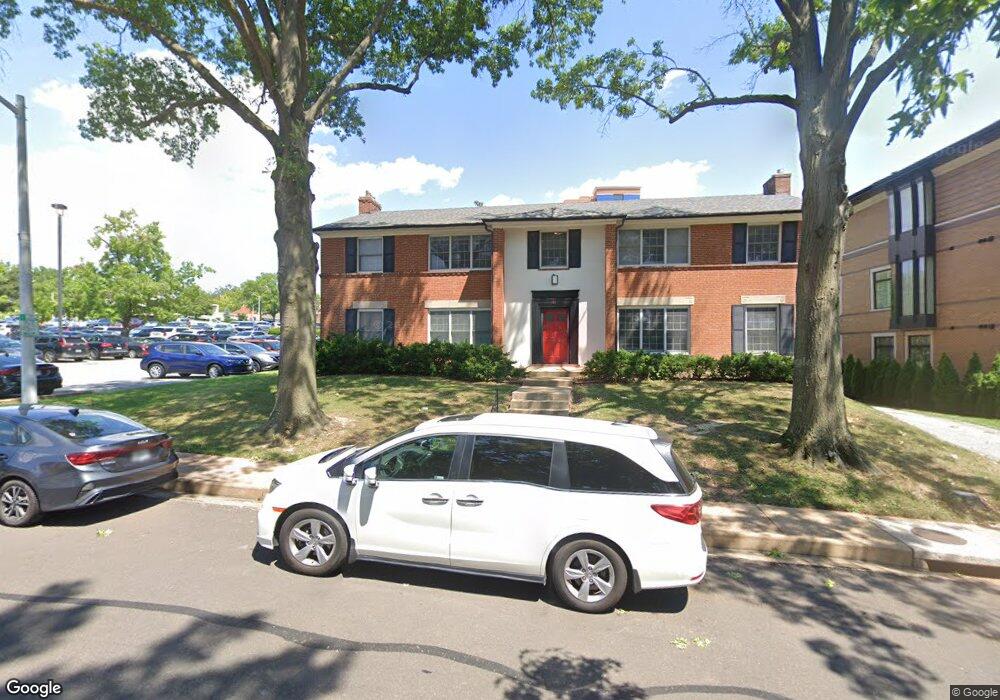 59 Topton Way, Saint Louis, MO 63105 - photo 1