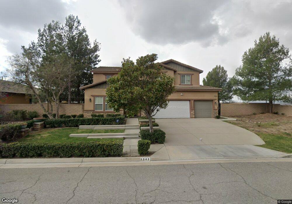 5542 N Pinnacle Ln, San Bernardino, CA 92407 - photo 1