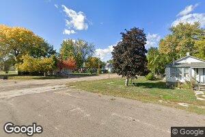 207 N Park St, Chambers, NE 68725