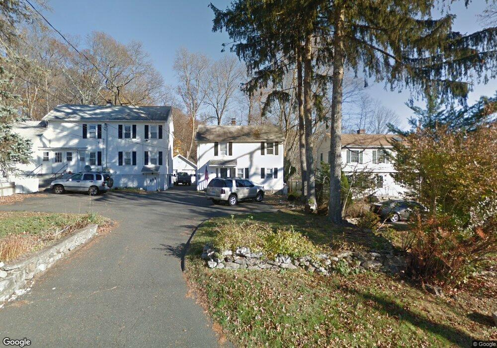 44 Urban St unit 1, New Canaan, CT 06840 - photo 1