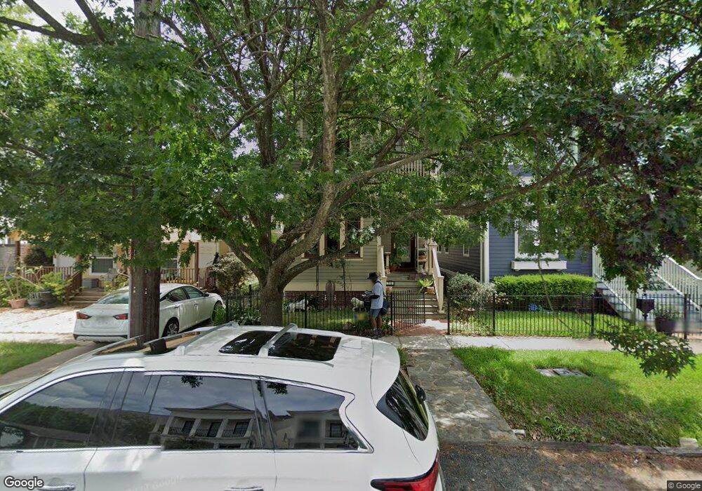 718 E 10th 1/2 St, Houston, TX 77008 - photo 1