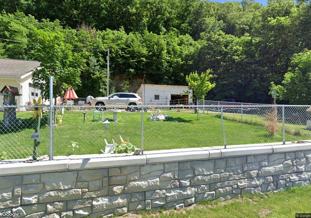 5674 River Lane Rd, Potosi, WI 53820 - photo 1