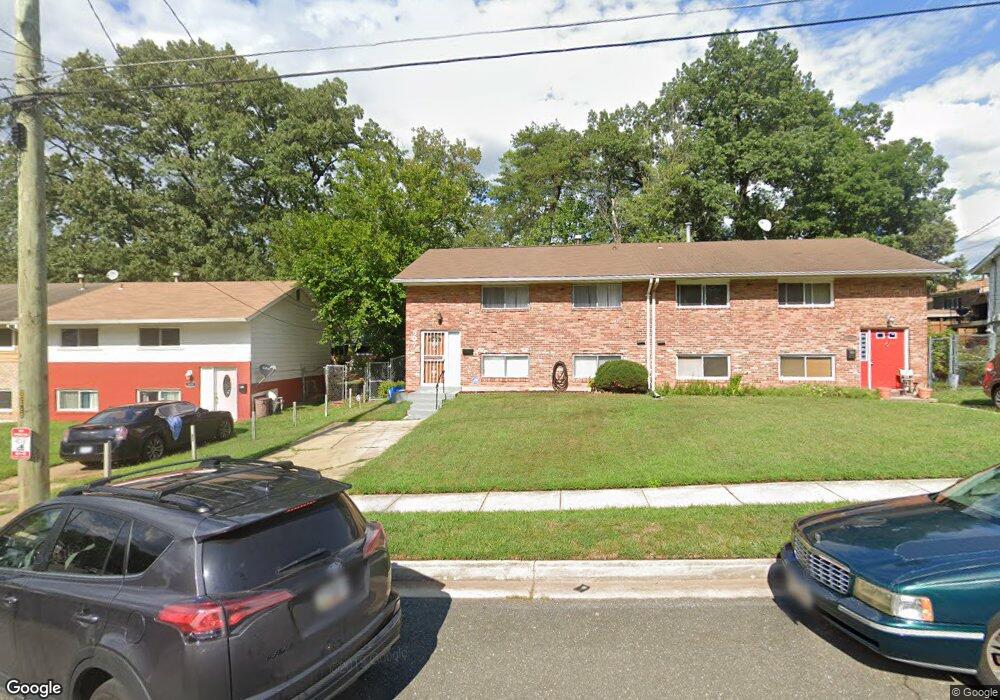 807 Booker Place, Capitol Heights, MD 20743 - photo 1