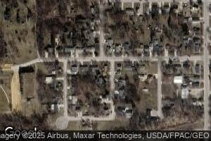 401 W Sharon St, Le Center, MN 56057
