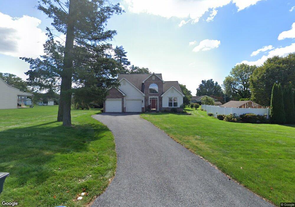 824 Vine St, Reading, PA 19605 - photo 1