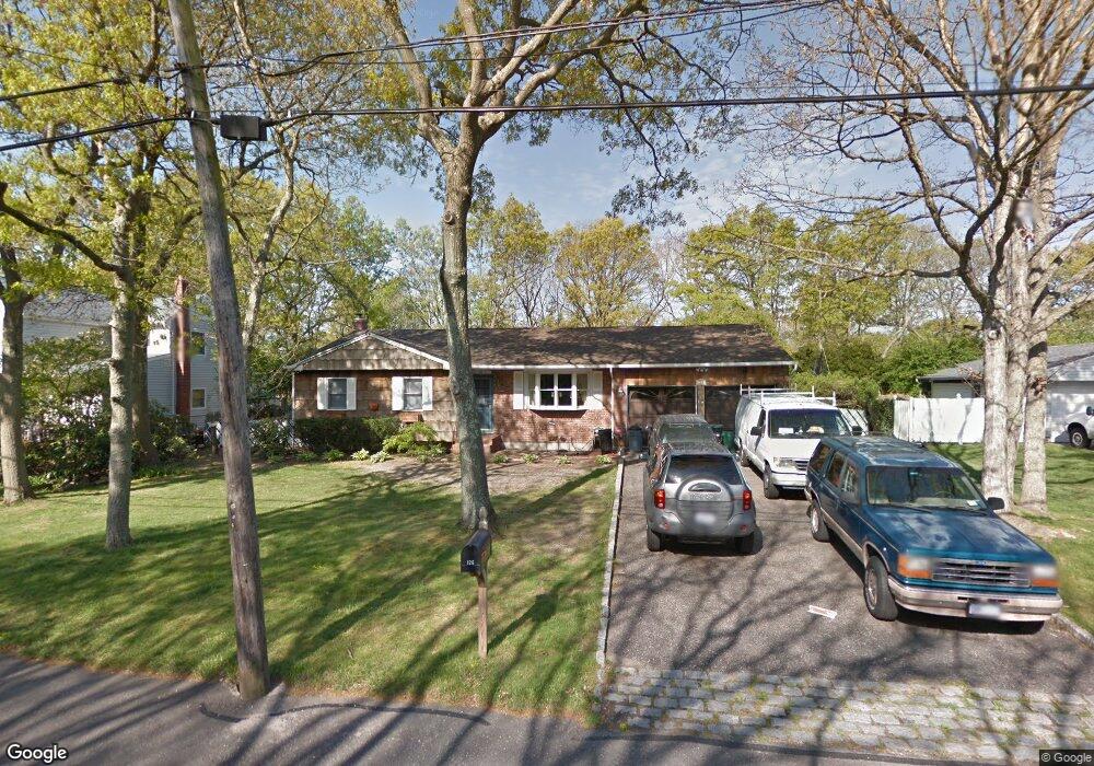 126 Wendy Dr, Holtsville, NY 11742 - photo 1