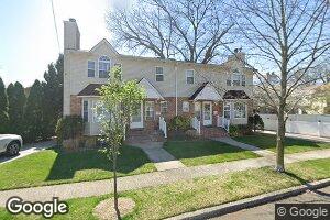 49 Ashwood Rd Unit B, Port Washington, NY 11050