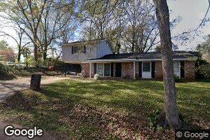 707 Avenue N, West Point, GA 31833