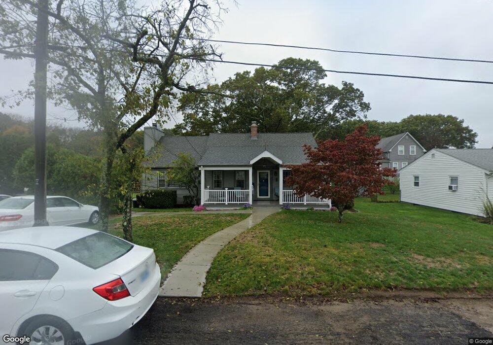 118 Waterview Ave, Riverside, RI 02915 - photo 1