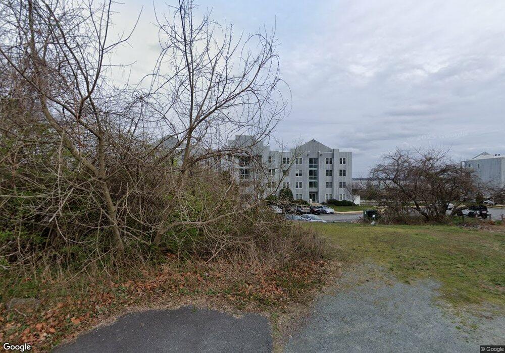 5217 Le Parc Dr unit I3, Wilmington, DE 19809 - photo 1