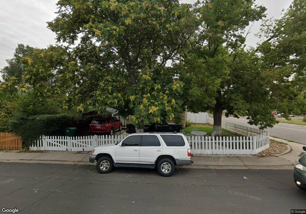 1100 Geneva St, Aurora, CO 80010 - photo 1