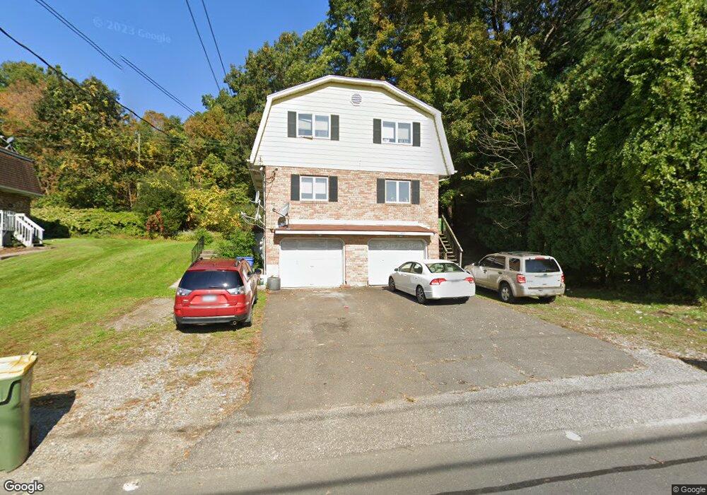 1466 Highland Ave, Waterbury, CT 06708 - photo 1