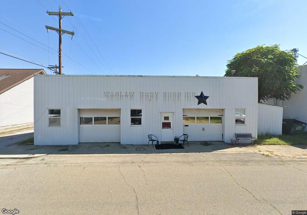 210 3rd St, Covington, IN 47932 - photo 1