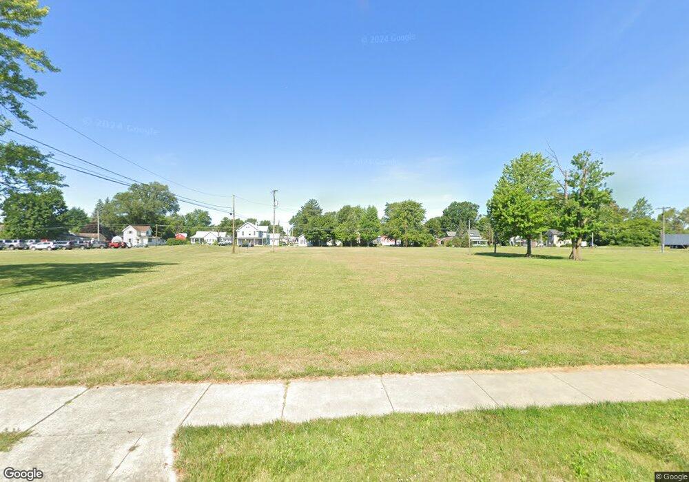 110 S 2nd St, North Baltimore, OH 45872 - photo 1