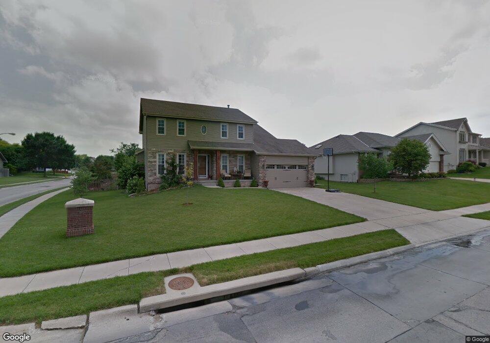 17003 Patterson Dr, Omaha, NE 68135 - photo 1