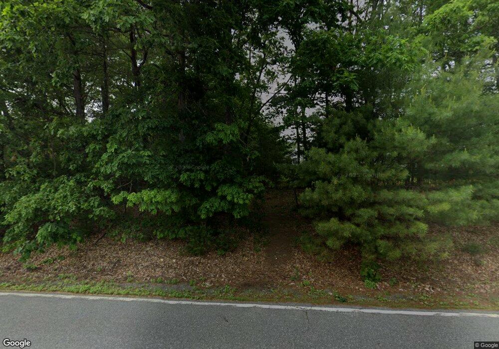 114 Pinecrest Rd, Litchfield, NH 03052 - photo 1