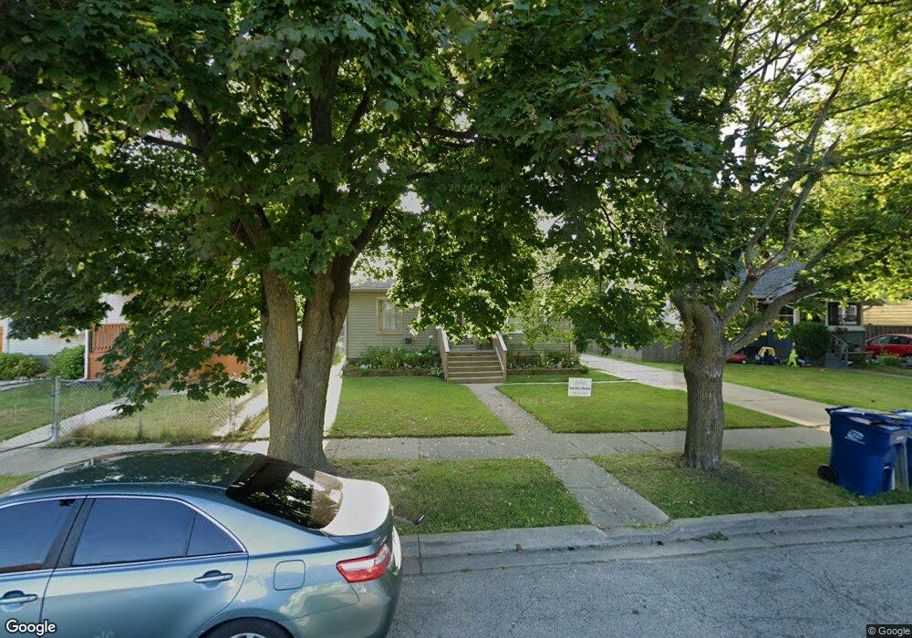 1027 Westmoreland Ave, Waukegan, IL 60085 - photo 1