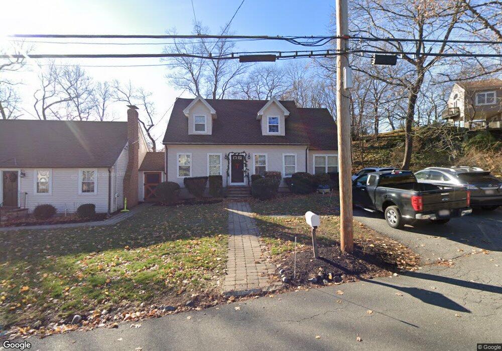 42 Dunster Ln, Winchester, MA 01890 - photo 1