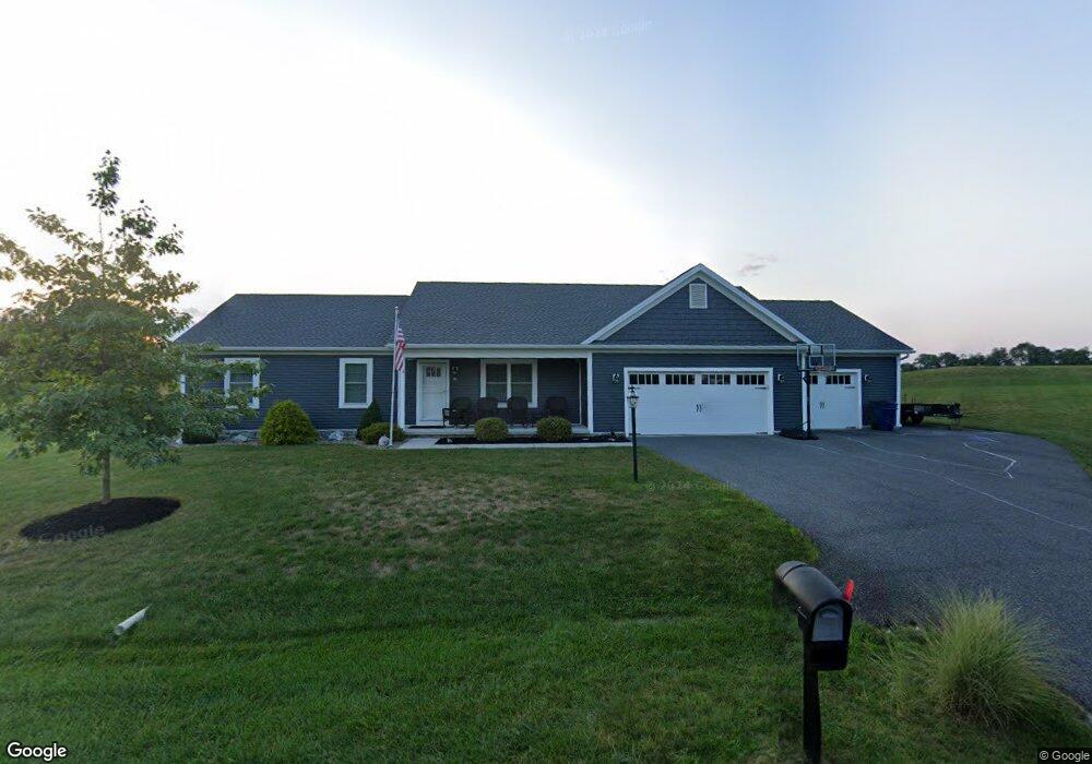 316 Lucas Dr, Littlestown, PA 17340 - photo 1