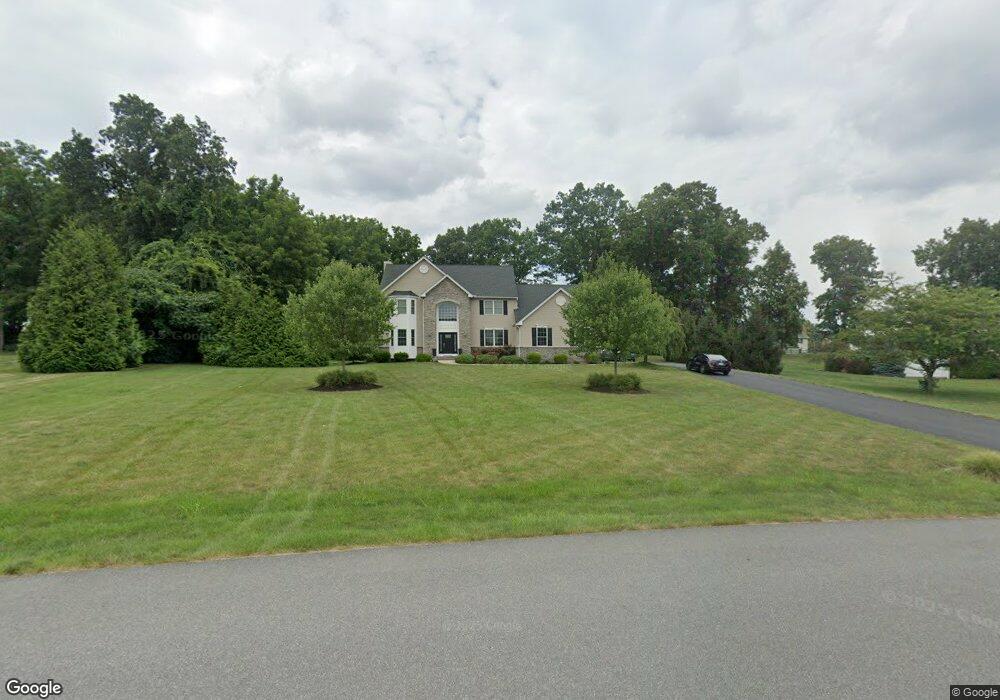 4564 Graystone Dr, Nazareth, PA 18064 - photo 1