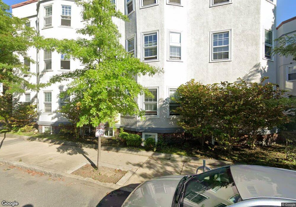 156 Magazine St unit 25, Cambridge, MA 02139 - photo 1