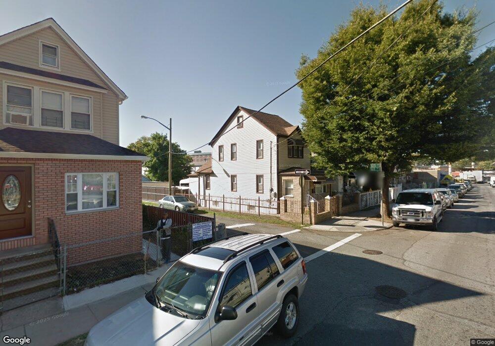 16838 105th Ave, Jamaica, NY 11433 - photo 1