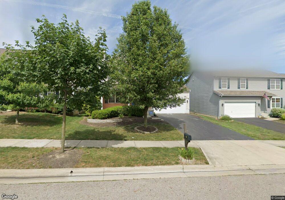 1085 Georgesville Green Dr, Columbus, OH 43228 - photo 1