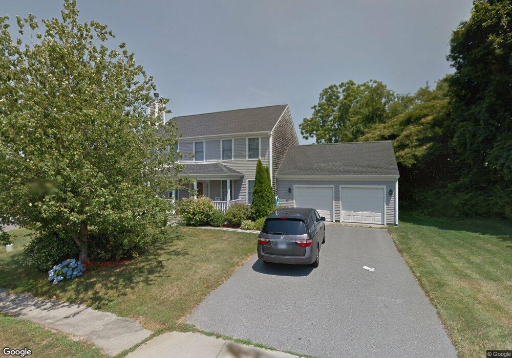 17 Pequot Ln, Middletown, RI 02842 - photo 1