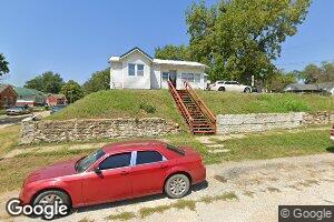 519 Washington St, Louisiana, MO 63353