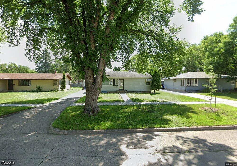 1834 16th St S, Fargo, ND 58103 - photo 1