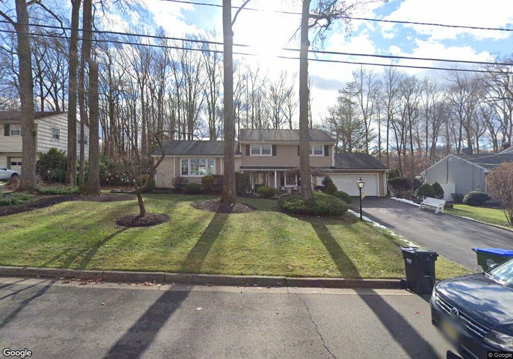 16 Huntington Rd, Edison, NJ 08820 - photo 1