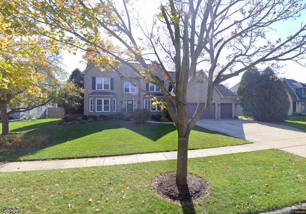 2091 Carlisle St, Algonquin, IL 60102 - photo 1