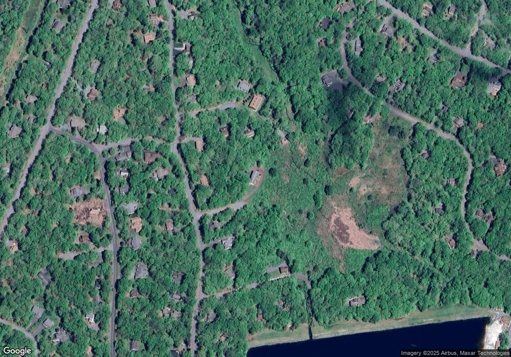 803 Meadow Ct, Hawley, PA 18428 - photo 1