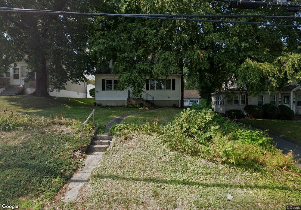 11 Ridge Rd, Middletown, CT 06457 - photo 1