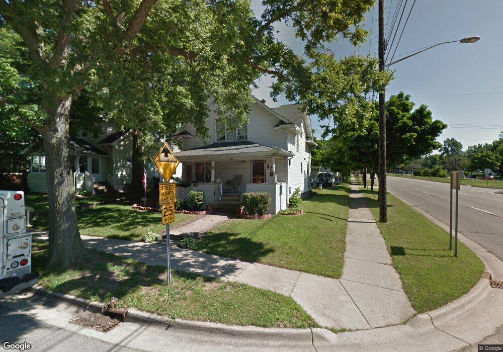 1027 Braman St, Lansing, MI 48910 - photo 1