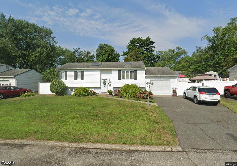 2906 Gull Ave, Medford, NY 11763 - photo 1