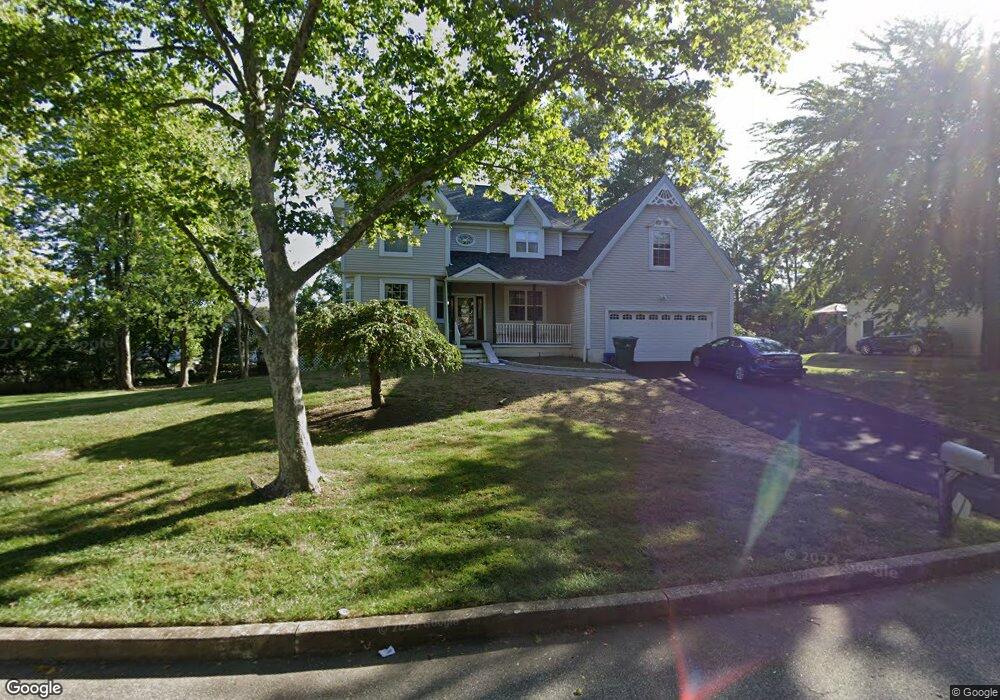 10 Glenwood Cir, Media, PA 19063 - photo 1