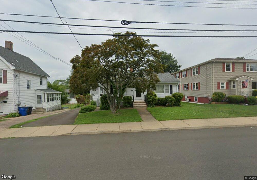 392 Lighthouse Rd unit 2, New Haven, CT 06512 - photo 1