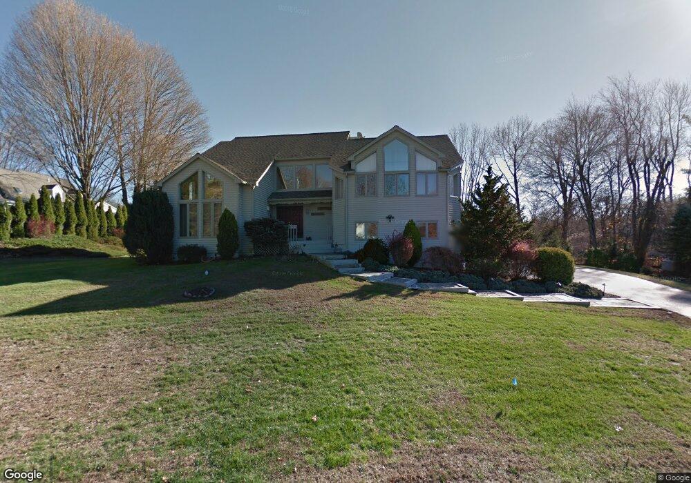 22 Bittersweet Ln, Trumbull, CT 06611 - photo 1